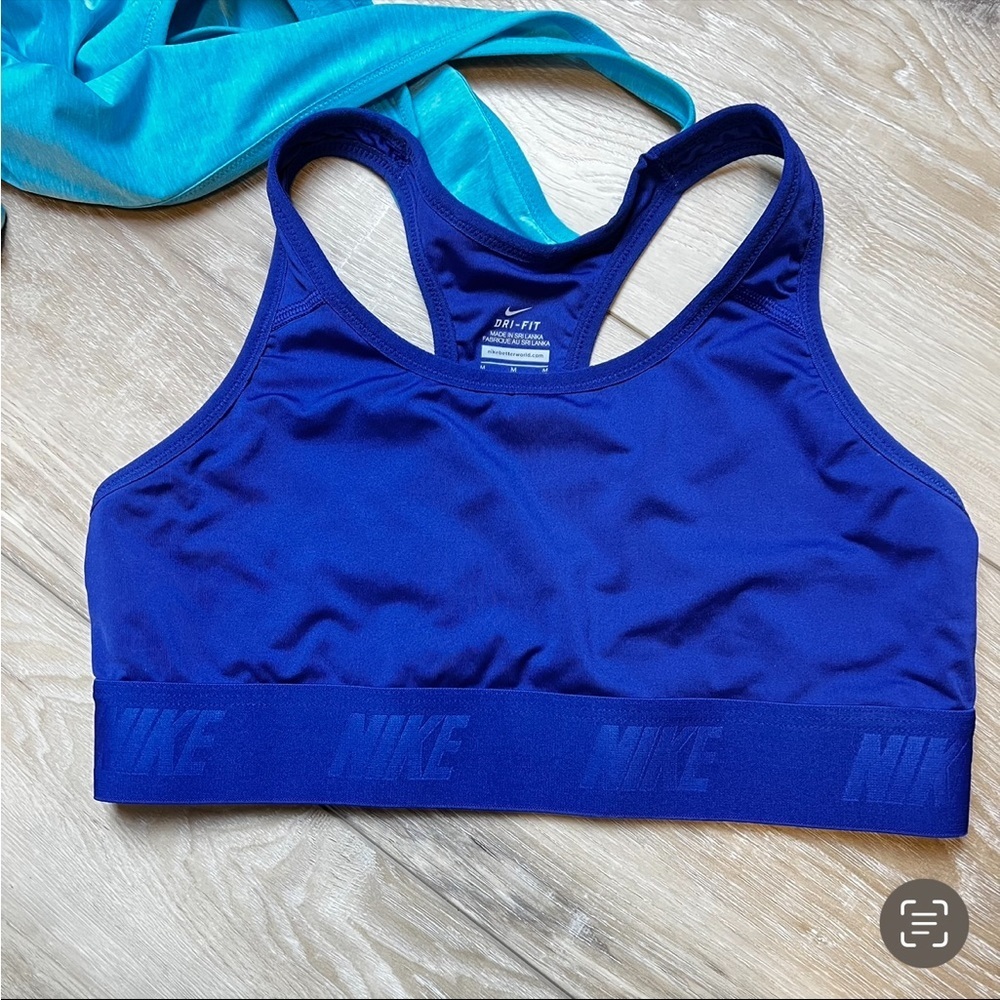 Nike 2 in 1 Tank Top with Sports Bra. Size Medium. EUC - Picture 8 of 9